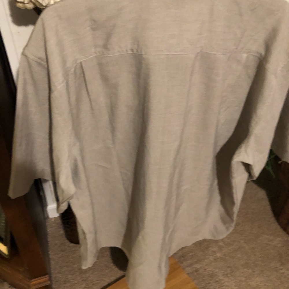 Shirt - Picture 3 of 5